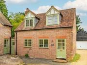 1 Bedroom Cottage For Rent In Pedley Hill, Bedfordshire