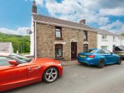 1 bedroom cottage for sale