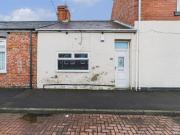 1 bedroom cottage for sale