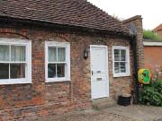 1 bedroom cottage to rent