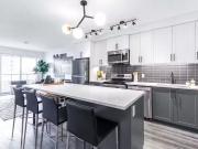 1 Bedroom + Den The Seven The Staves