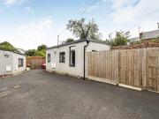 1 bedroom detached bungalow for sale