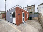 1 bedroom detached bungalow to rent