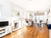 1 bedroom detached bungalow to rent