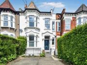 1 Bedroom Detached House For Rent In East Finchley