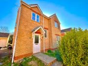 1 bedroom detached house for rent in Hill Court,...