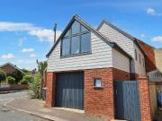 1 bedroom detached house for sale 1 bedroom detached house for sale
