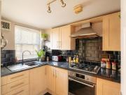 1 bedroom detached house for sale