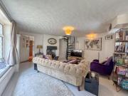 1 bedroom detached house to rent