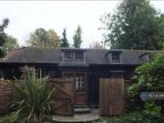 1 bedroom detached house to rent