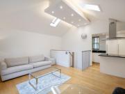1 bedroom duplex flat on Kings Road with garden