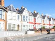 1 Bedroom Duplex For Sale In Turnpike Lane, London