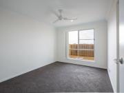 1 BEDROOM DUPLEX IN THE HEIGHTS ESTATE!