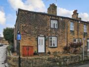 1 bedroom end of terrace house for rent in Carr Road,...