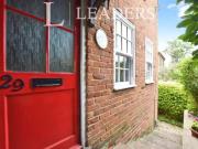 1 bedroom end of terrace house for rent in London Road,...