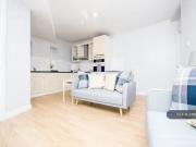 1 bedroom end of terrace house for rent in Mary Street,...
