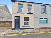 1 bedroom end of terrace house for sale