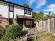 1 bedroom end of terrace house for sale in Queensbury...