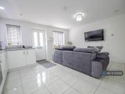 1 bedroom end of terrace house to rent