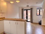 1 bedroom end of terrace house to rent