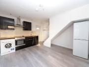 1 bedroom end of terrace house to rent