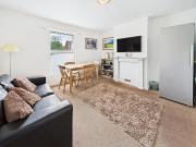 1 bedroom end of terrace house to rent