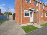 1 bedroom end of terrace house to rent