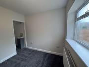 3 bedroom end of terrace house to rent