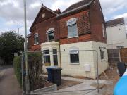 1 bedroom end of terrace house to rent