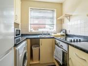 1 bedroom end of terrace house to rent