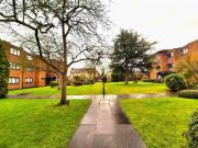 1 Bedroom Flat 1 Bedroom Flat