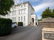 1 Bedroom Flat