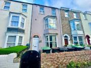 1 Bedroom Flat 1 Bedroom Flat