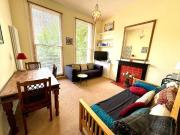 1 Bedroom Flat 1 Bedroom Flat