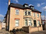 1 Bedroom Flat 1 Bedroom Flat