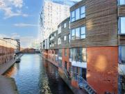 1 Bedroom Flat 1 Bedroom Flat
