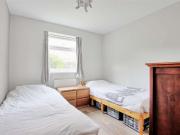 1 Bedroom Flat 1 Bedroom Flat