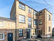 1 Bedroom Flat