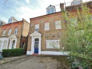 1 Bedroom Flat