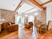 1 Bedroom Flat for Rent in Building 49 | Foxtons