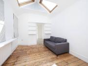 1 Bedroom Flat for Rent in Cazenove Road | Foxtons