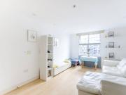 1 Bedroom Flat for Rent in Chelsea Bridge Wharf | Foxtons