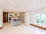 1 bedroom flat for rent in Church Road, New Malden,...