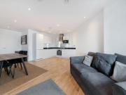 1 bedroom flat for rent in Cityview Point, Leven Road,...