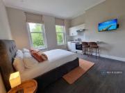 1 bedroom flat for rent in Crescent Road, Bournemouth, BH2