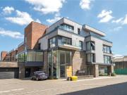 1 bedroom flat for rent in Darlington House, Merlin...