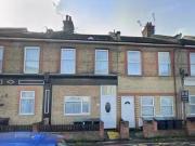 1 bedroom flat for rent in Dover Road, Northfleet,...