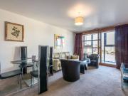 1 Bedroom Flat for Rent in Falcon Wharf | Foxtons