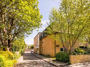 1 Bedroom Flat for Rent in Gumley Gardens | Foxtons