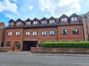 1 Bedroom Flat For Rent In Hamilton Court, Stone Lane